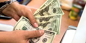 top reasons to use cash